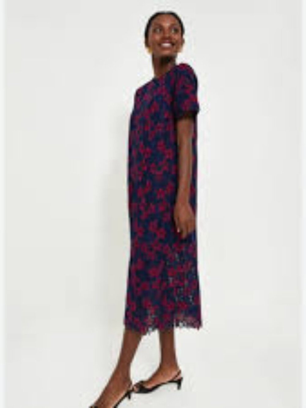 POMANDER PLACE Midnight Floral Lace Seraphina Dress